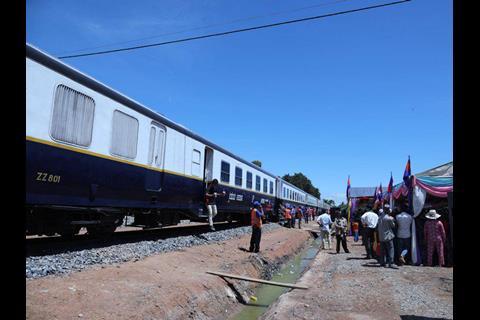 Minster of Public Works & Transport Sun Chanthol said concessionaire Royal Railway would acquire modern locomotives and coaches for the route (Photo: Ministry of Public Works & Transport).